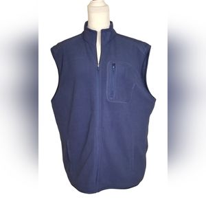 CHAPS Men's Fleece Vest